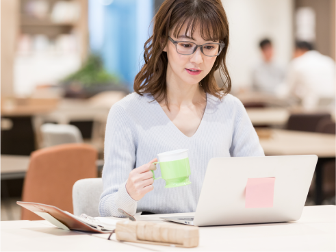 WiFiルーターならポケットサイズで持ち運び可能